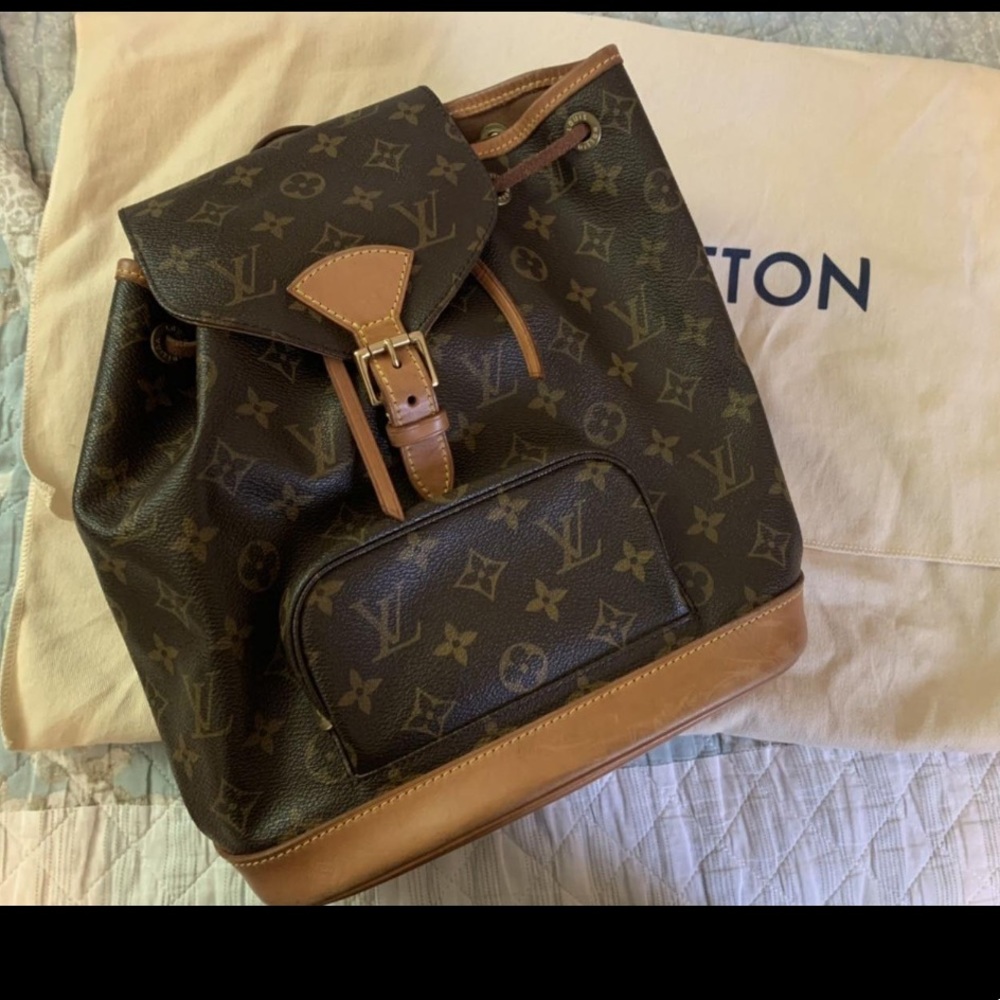 Louis Vuitton montsouris mm backpack